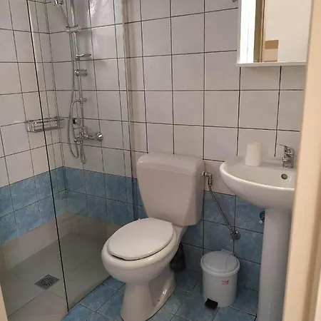 Onar * Argostoli (Kefalonia)